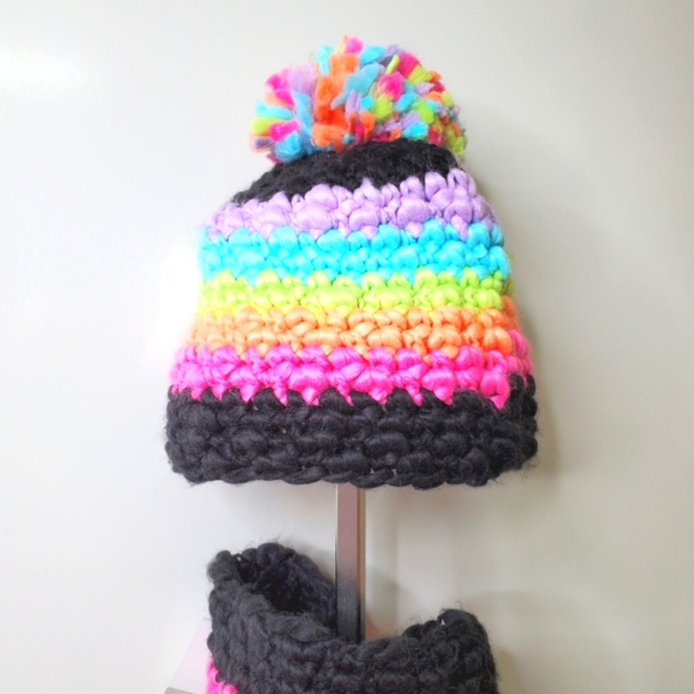 NWT BP Nordstrom Chunky Multi Color Pom Pom Hat Beanie & Wrap Scarf Infinity Set